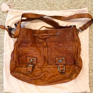 Gorgeous, tan leather Juicy Couture hobo bag